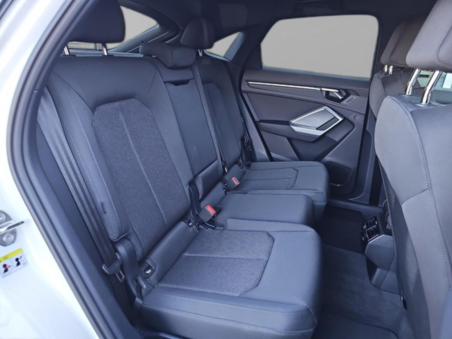 Bild über Audi Q3 Sportback S line 40 TFSI quattro S tronic - für weitere Informationen kontaktieren Sie den Audi Partner