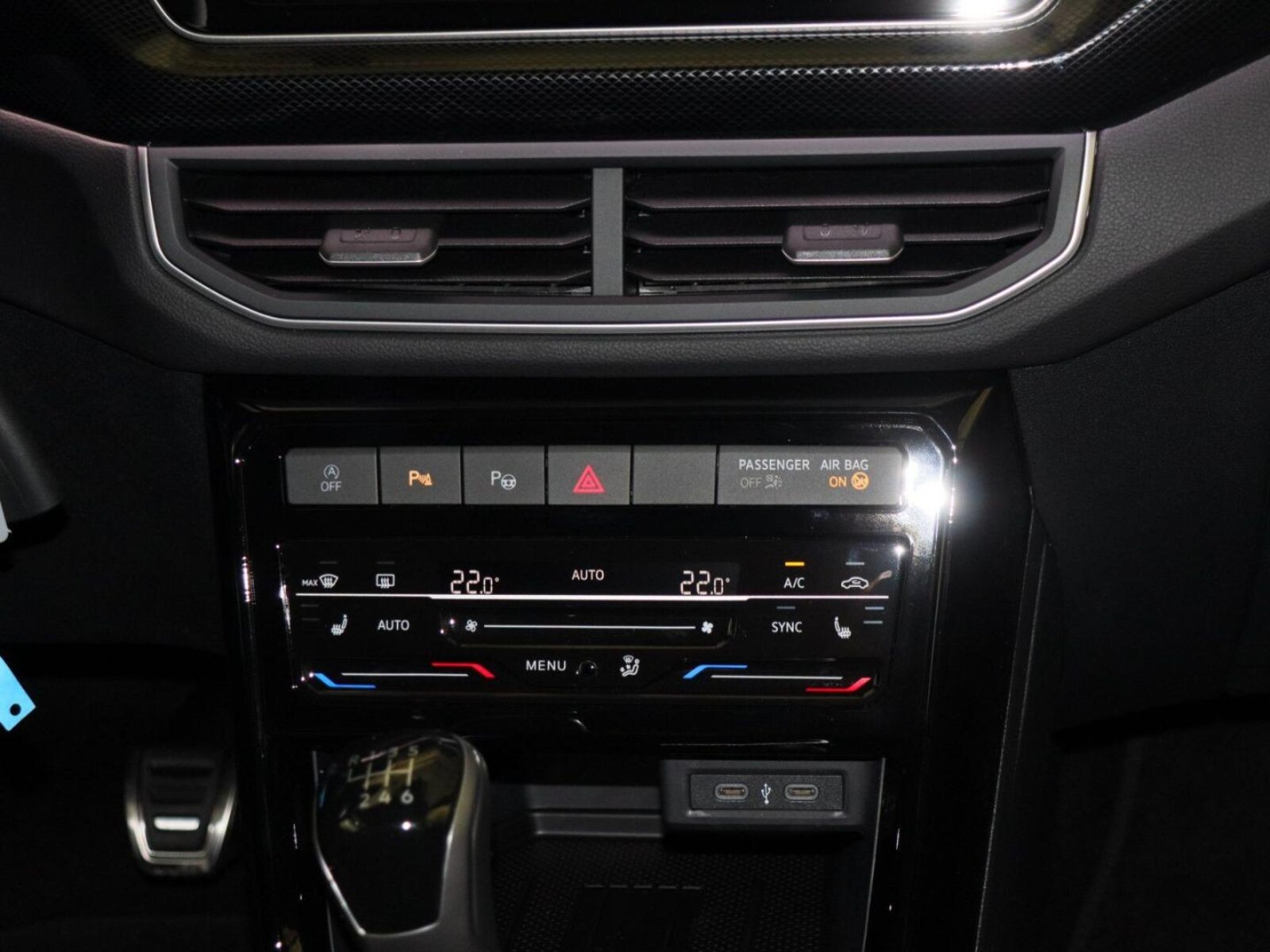 Volkswagen T-Cross – Bild 8
