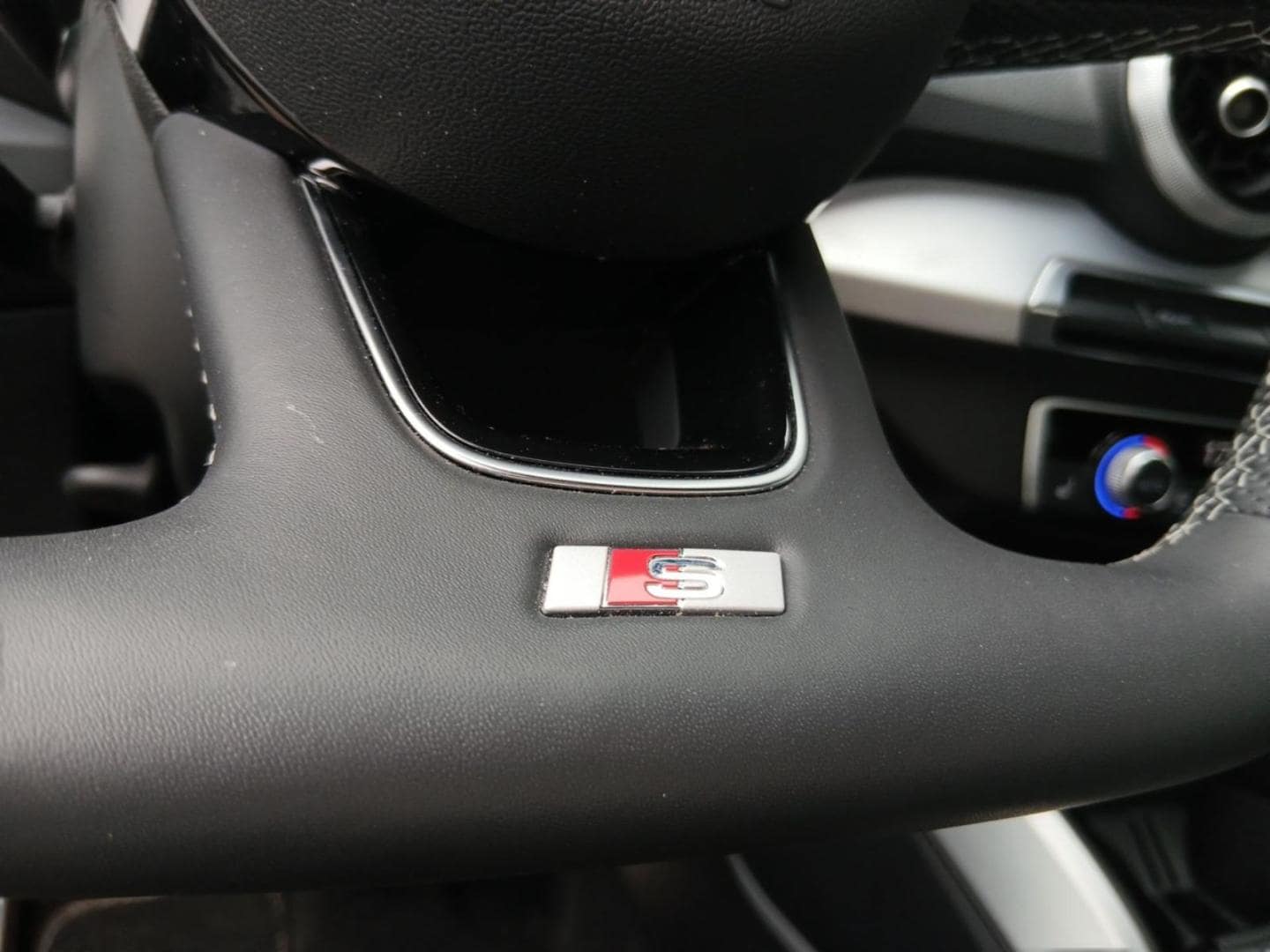 Bild über Audi Q2 advanced 35 TDI S tronic - für weitere Informationen kontaktieren Sie den Audi Partner