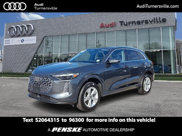 Photo of 2025 Audi Q5