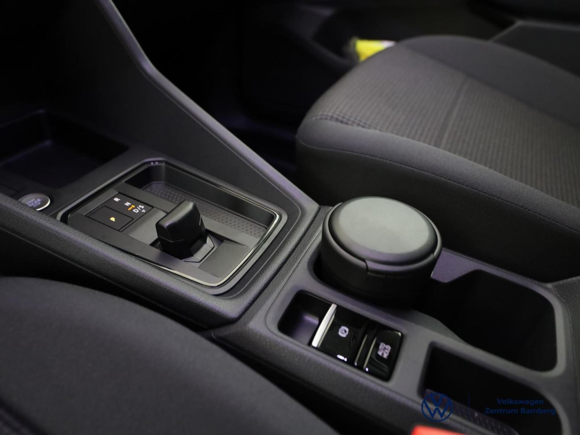 Volkswagen Caddy Basis-Modell