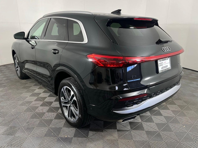 2025 Audi Q5 Premium - Photo 6