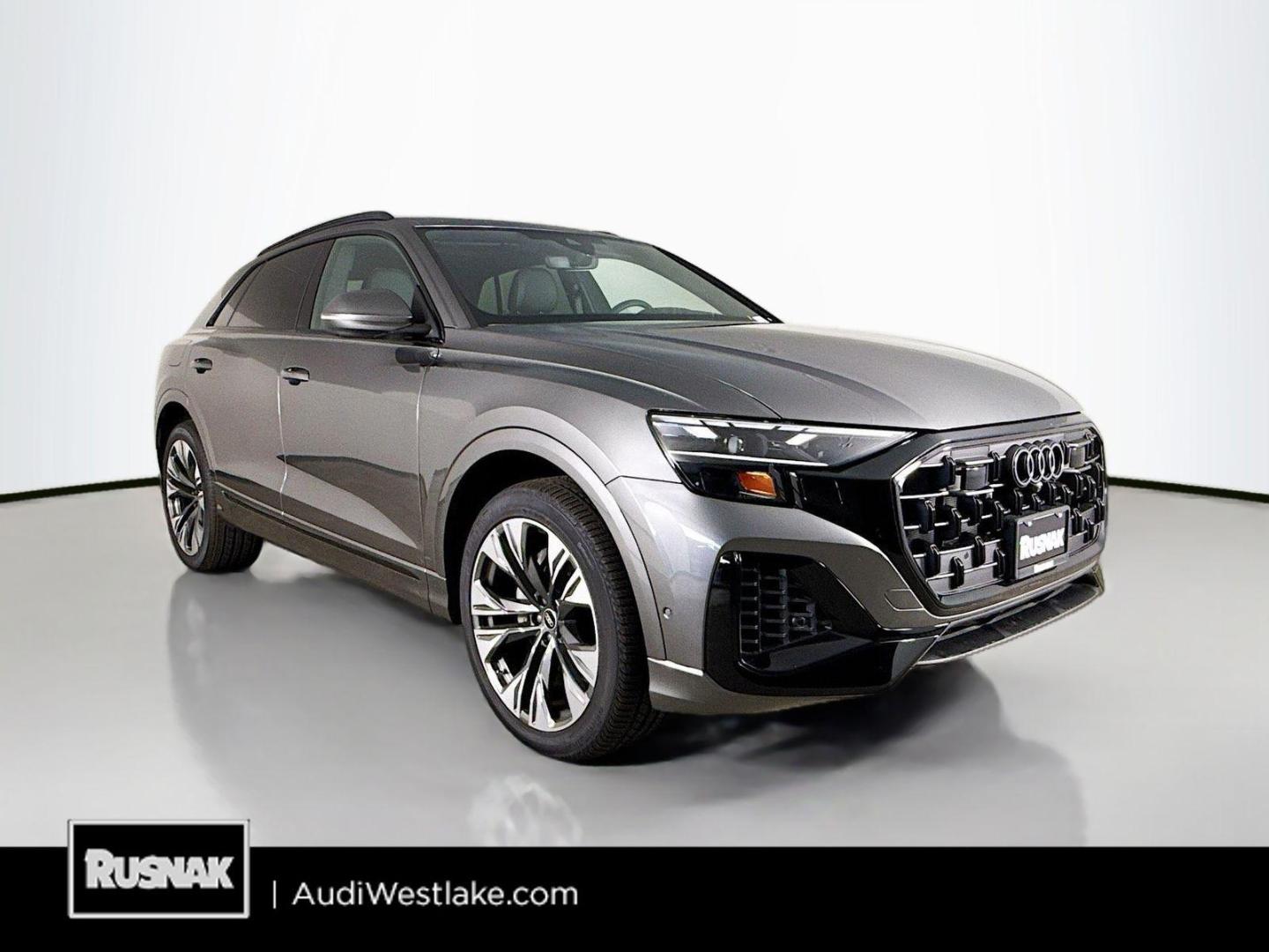 2025 Audi Q8 55 Premium Plus Tiptonic quattro's photo