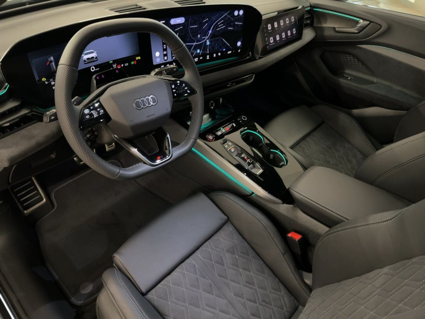 Bild über Audi A5 Avant e-hybrid e-hybrid quattro 270 kW S tronic - für weitere Informationen kontaktieren Sie den Audi Partner