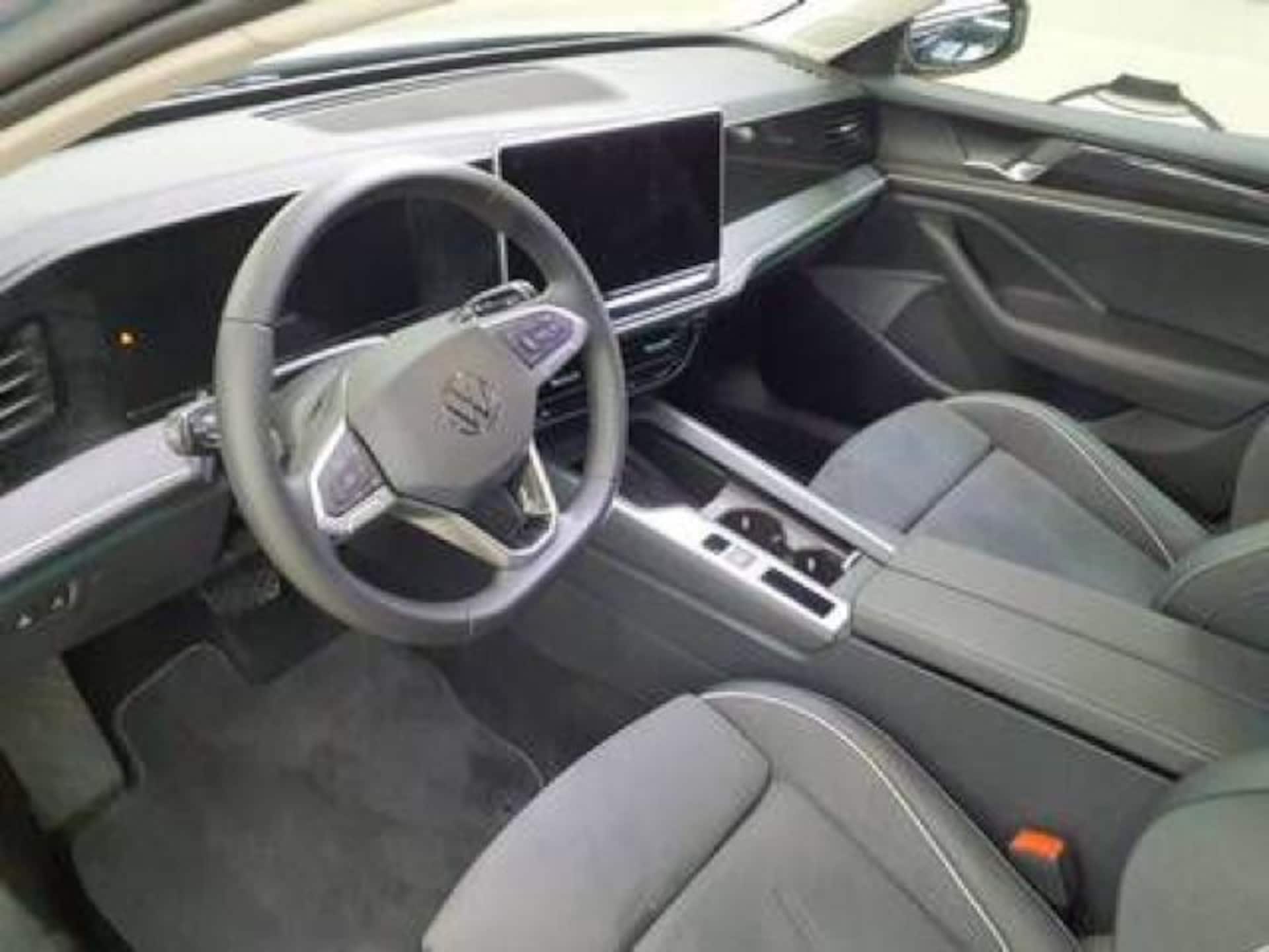 Volkswagen Passat Business