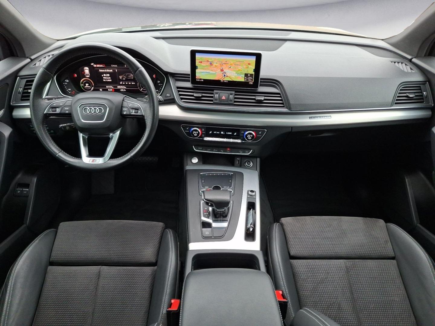 Image about Audi Q5 TFSI e 55 TFSI e quattro S tronic