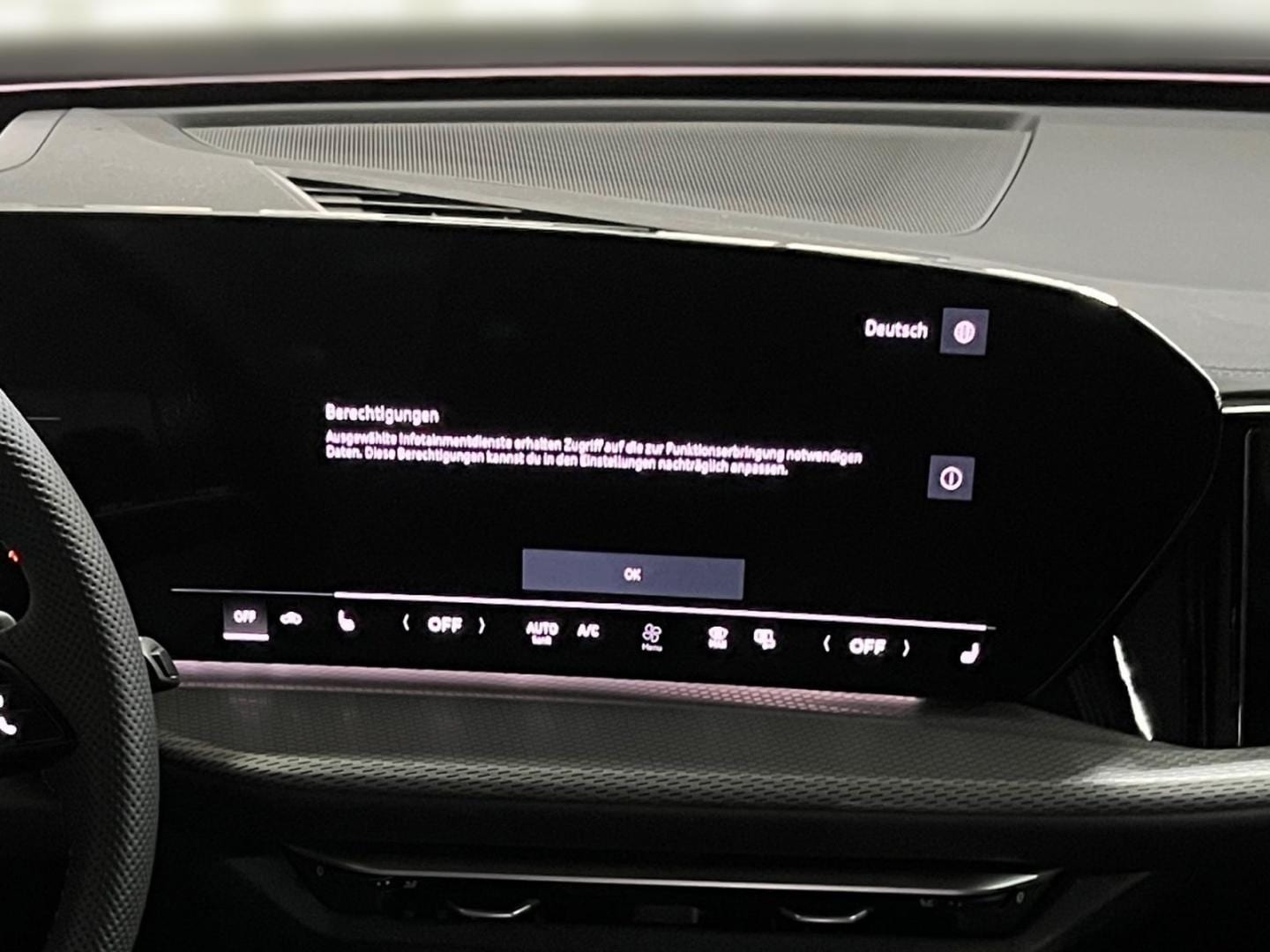 Bild über Audi Q5 SUV e-hybrid e-hybrid quattro 220 kW S tronic - für weitere Informationen kontaktieren Sie den Audi Partner