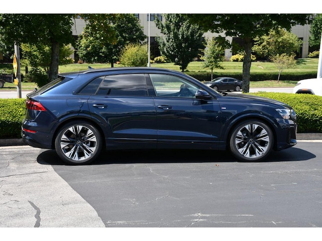 2026 Audi Q8