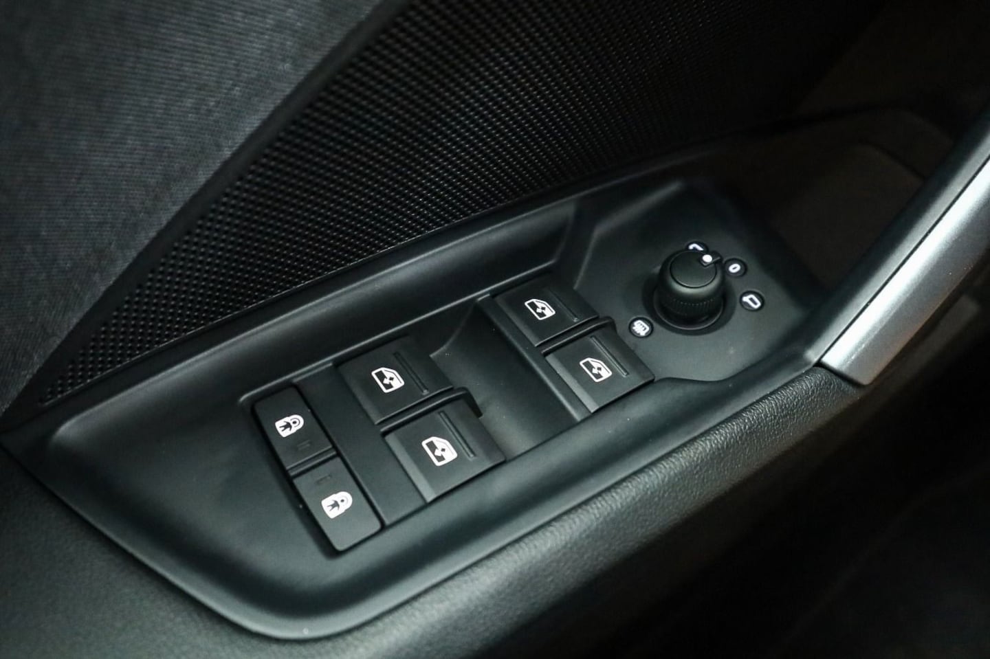 Bild über Audi A3 Sportback advanced 30 TFSI S tronic - für weitere Informationen kontaktieren Sie den Audi Partner