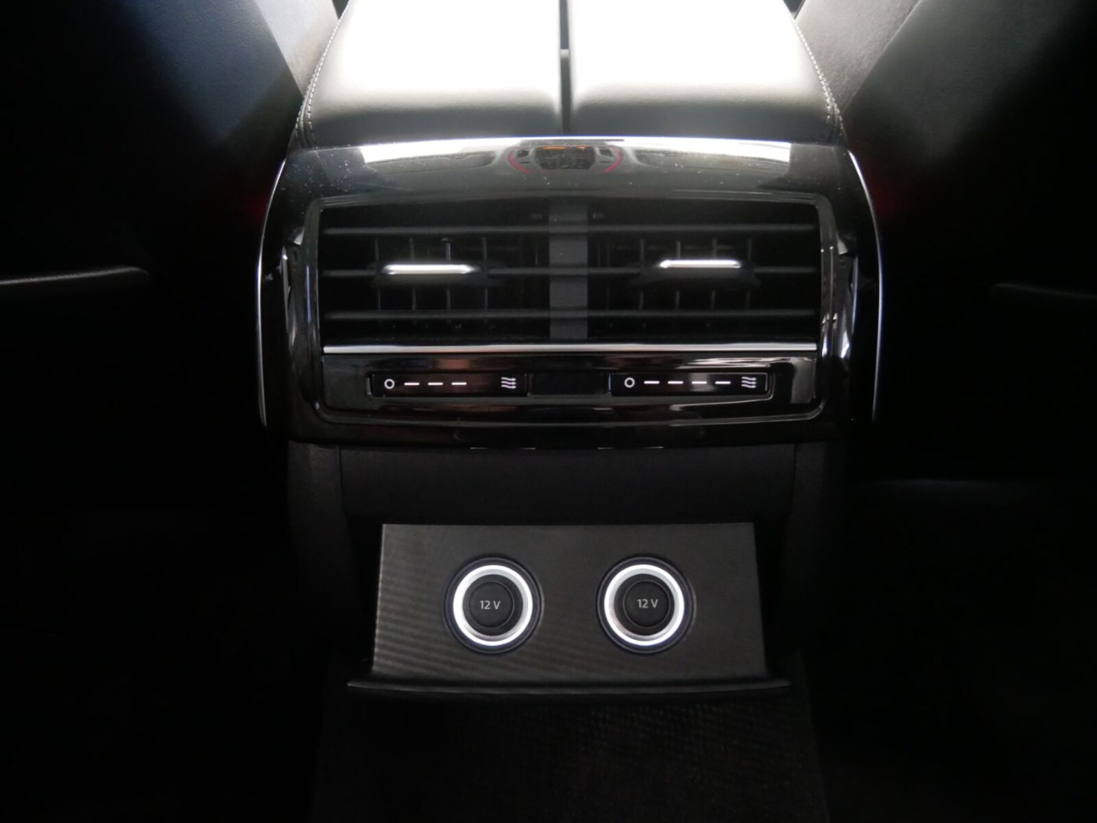Audi A8 – Bild 16