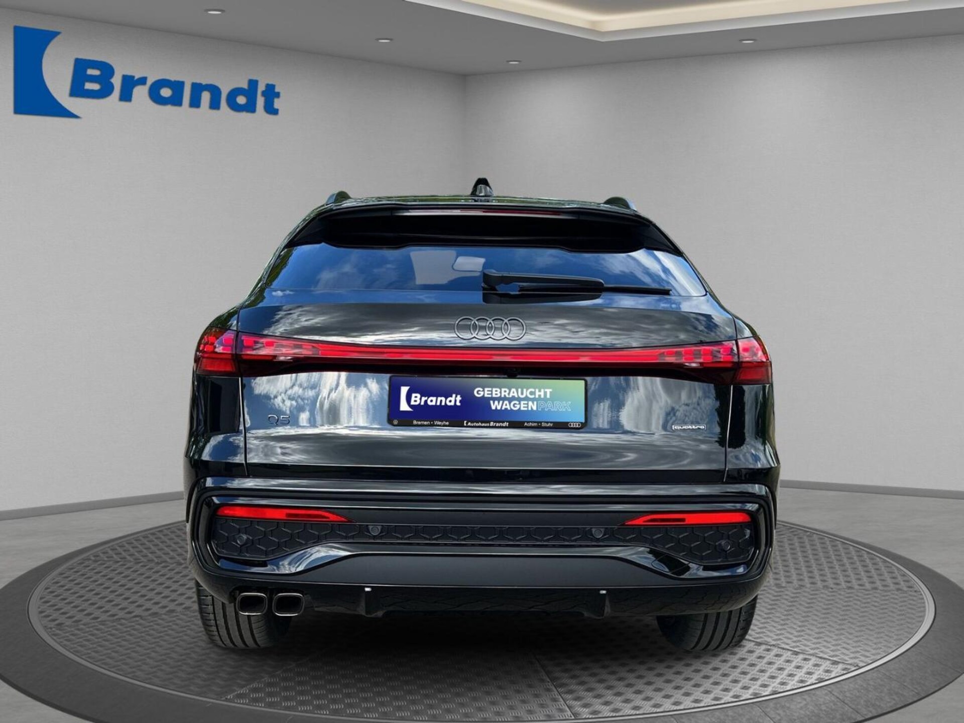 Audi Q5 Sportback edition one