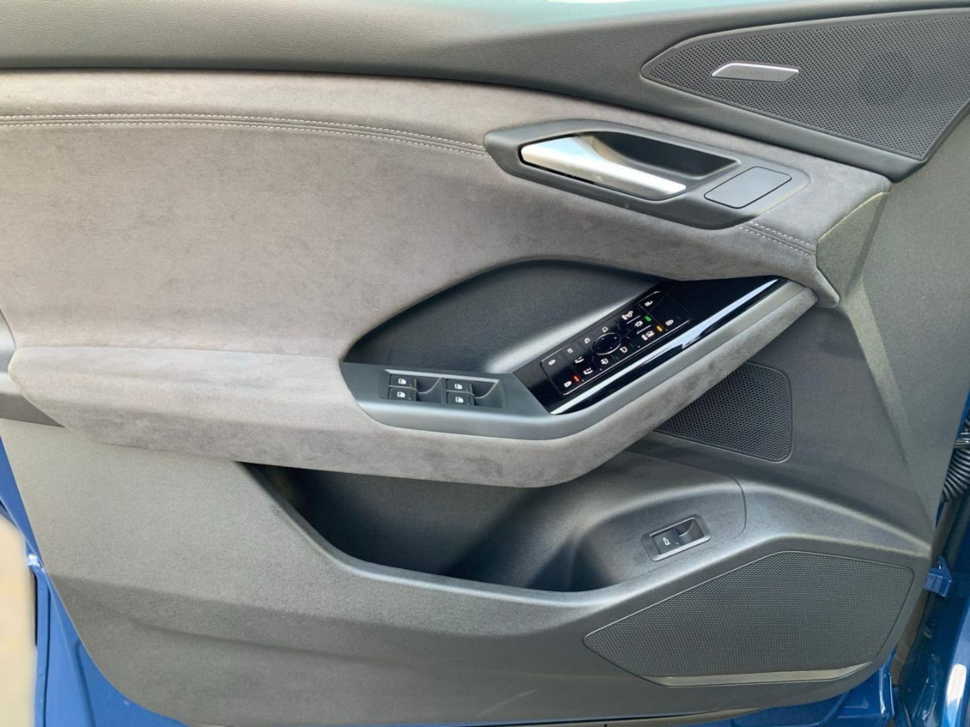 Audi SQ6 Sportback e-tron edition one