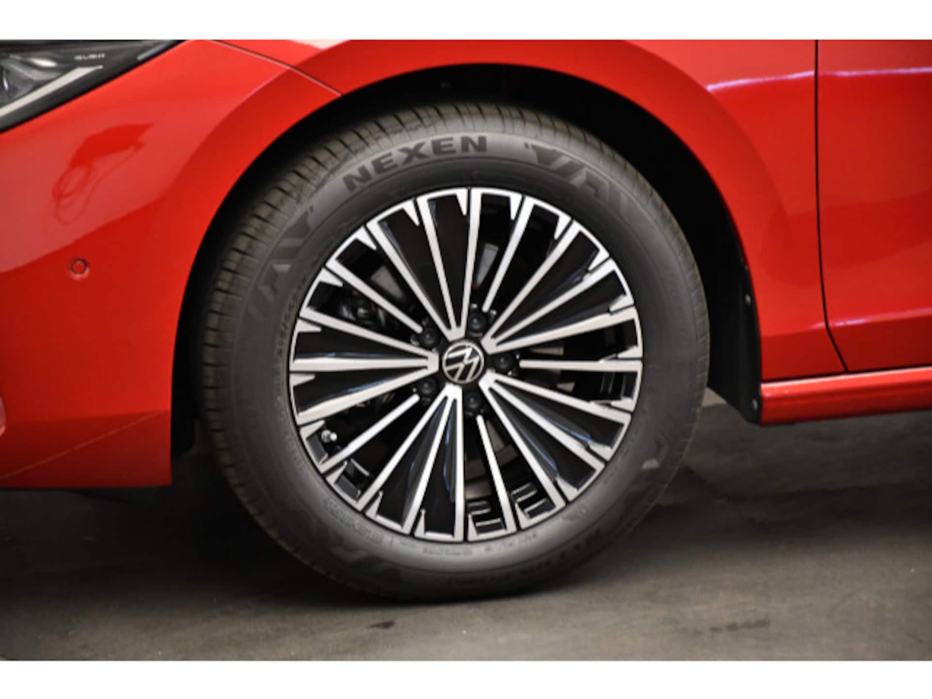 Volkswagen Passat Elegance