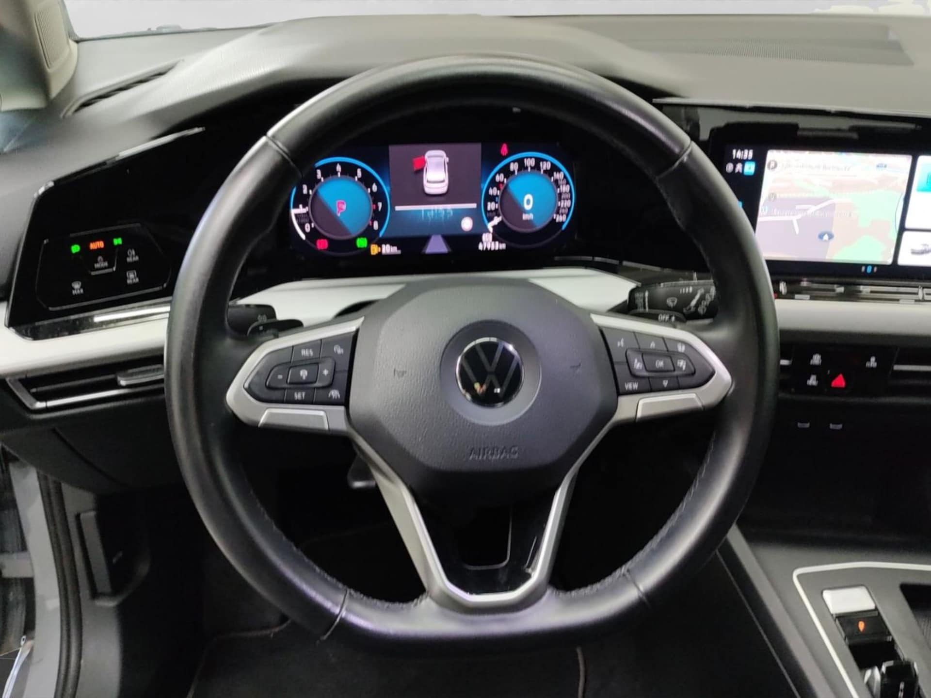 Volkswagen Golf Life