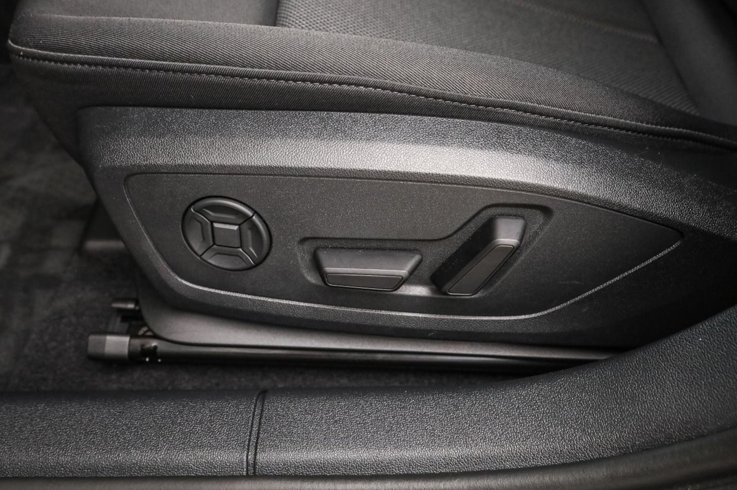 Bild über Audi A3 Sportback advanced 30 TFSI S tronic - für weitere Informationen kontaktieren Sie den Audi Partner