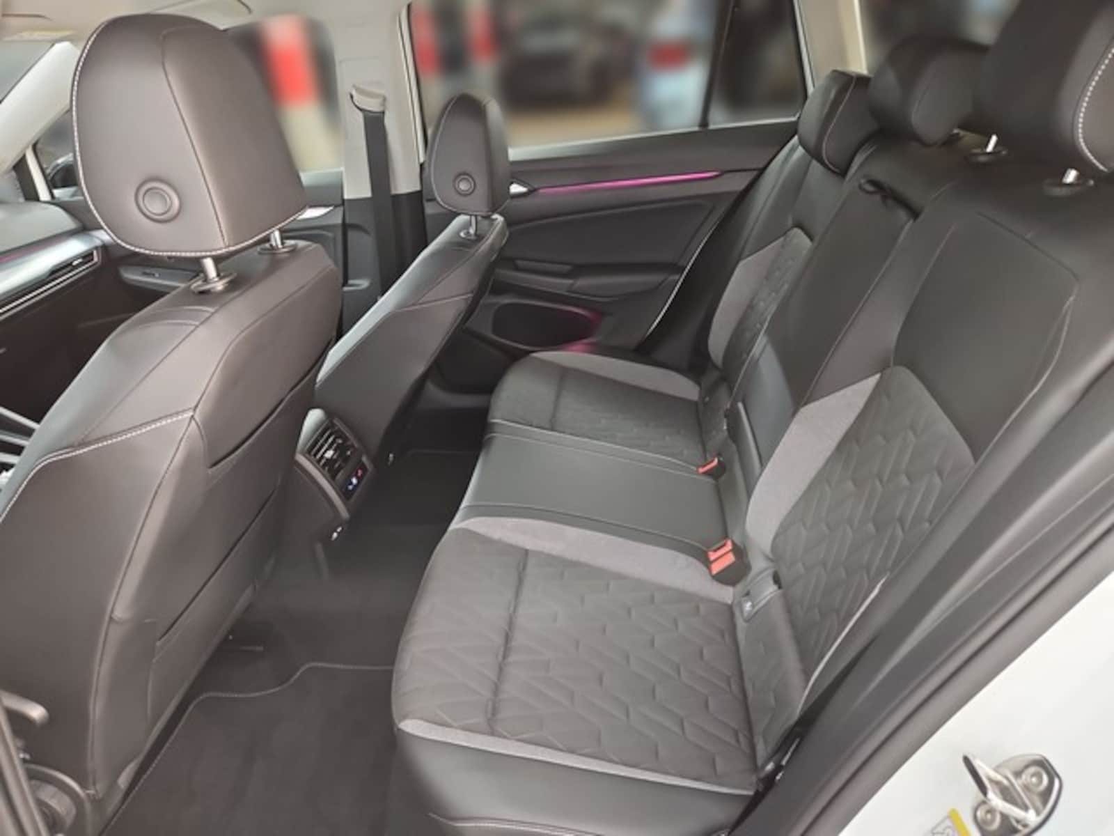 Volkswagen Golf Variant – Bild 9