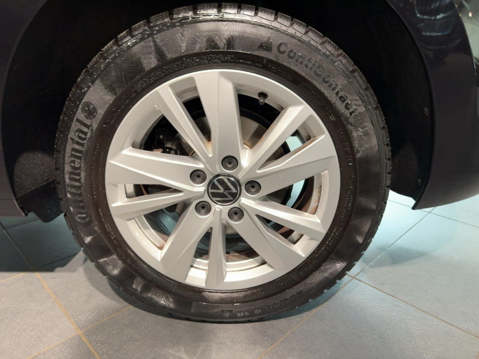 Volkswagen Touran – Bild 12