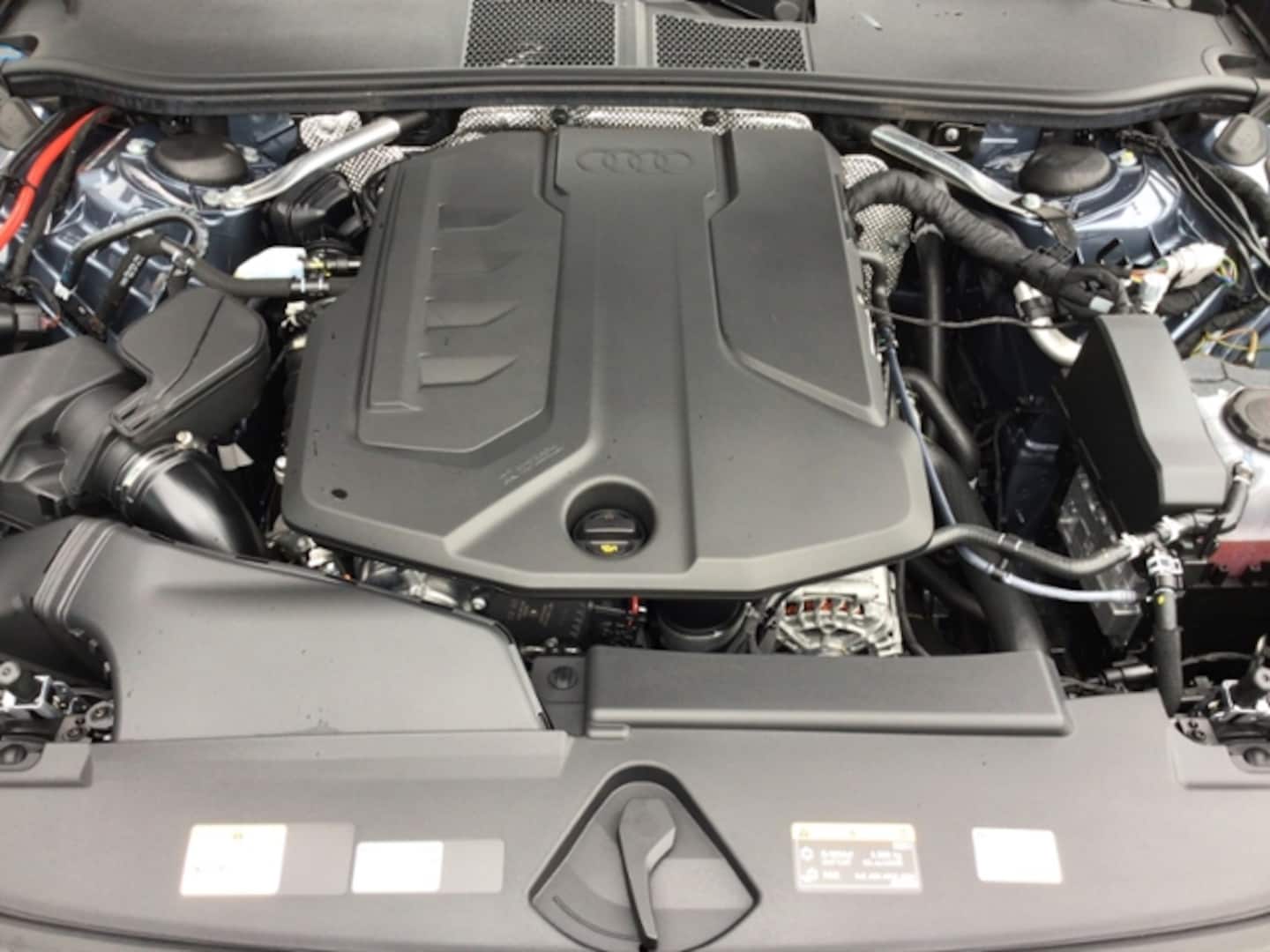 Bild über Audi A5 Avant TFSI S tronic - für weitere Informationen kontaktieren Sie den Audi Partner
