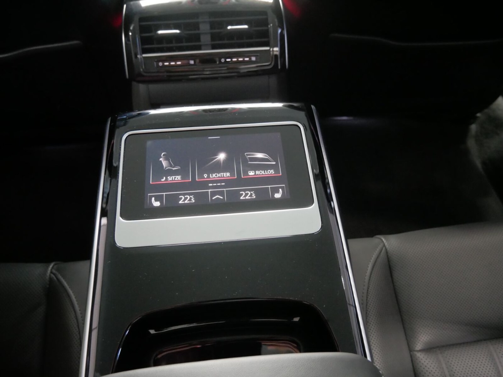 Audi A8 – Bild 17