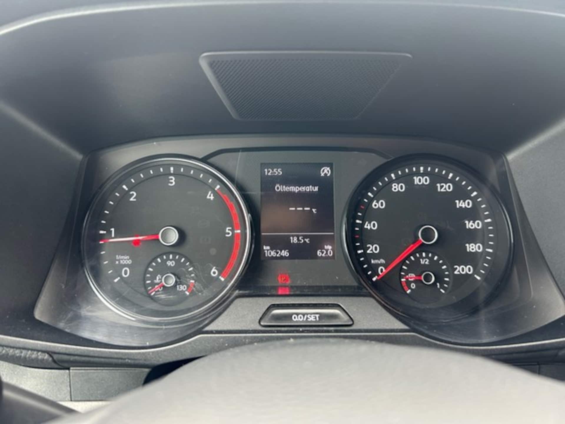 Volkswagen Crafter Kasten mittlerer Radstand