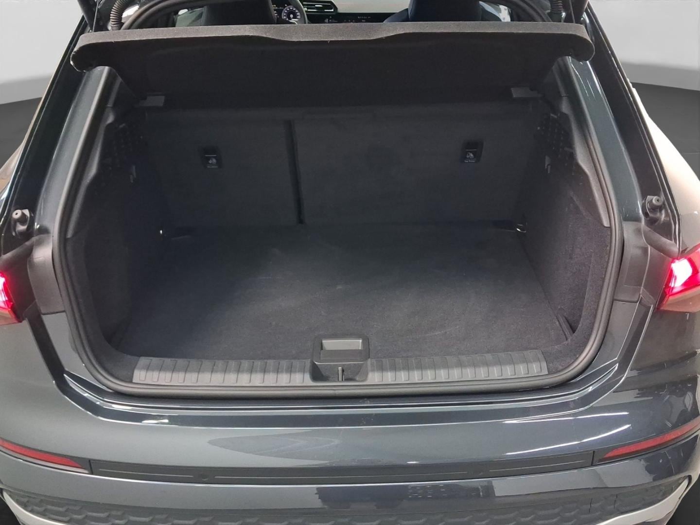 Bild über Audi A3 Sportback TFSI e advanced 40 TFSI e S tronic - für weitere Informationen kontaktieren Sie den Audi Partner