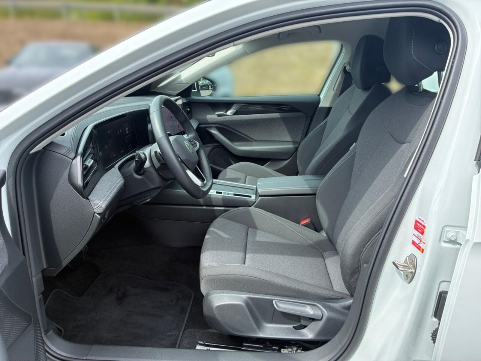 Volkswagen Passat – Bild 14