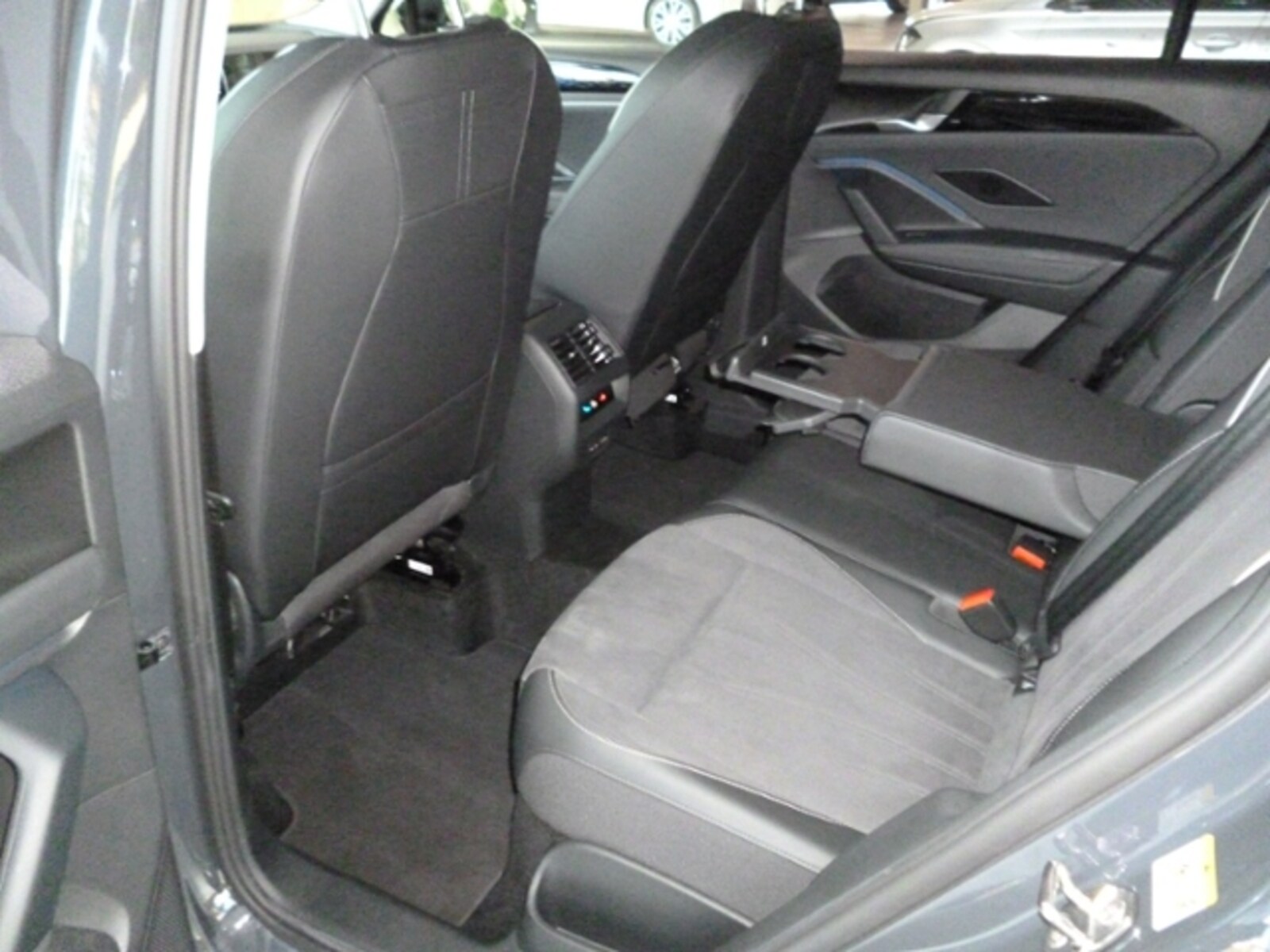 Volkswagen Tiguan – Bild 10