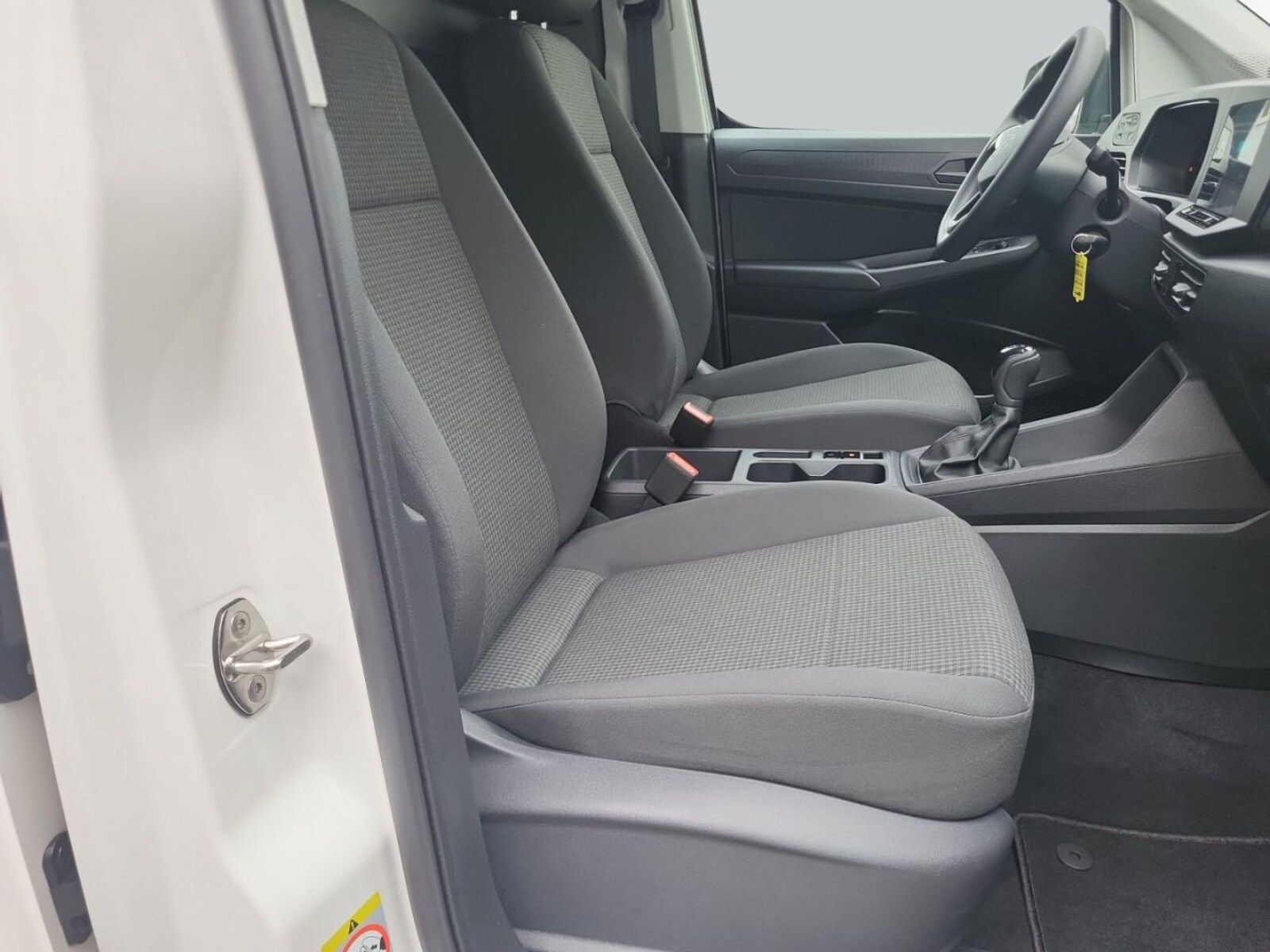 Volkswagen Caddy Cargo – Bild 12