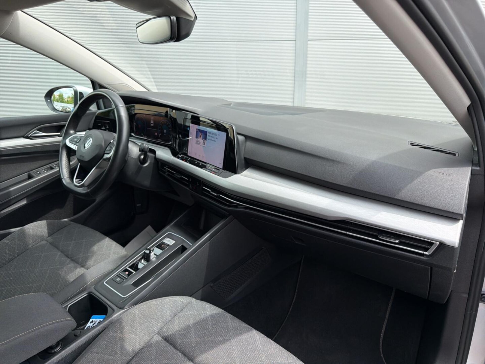 Volkswagen Golf Variant Life