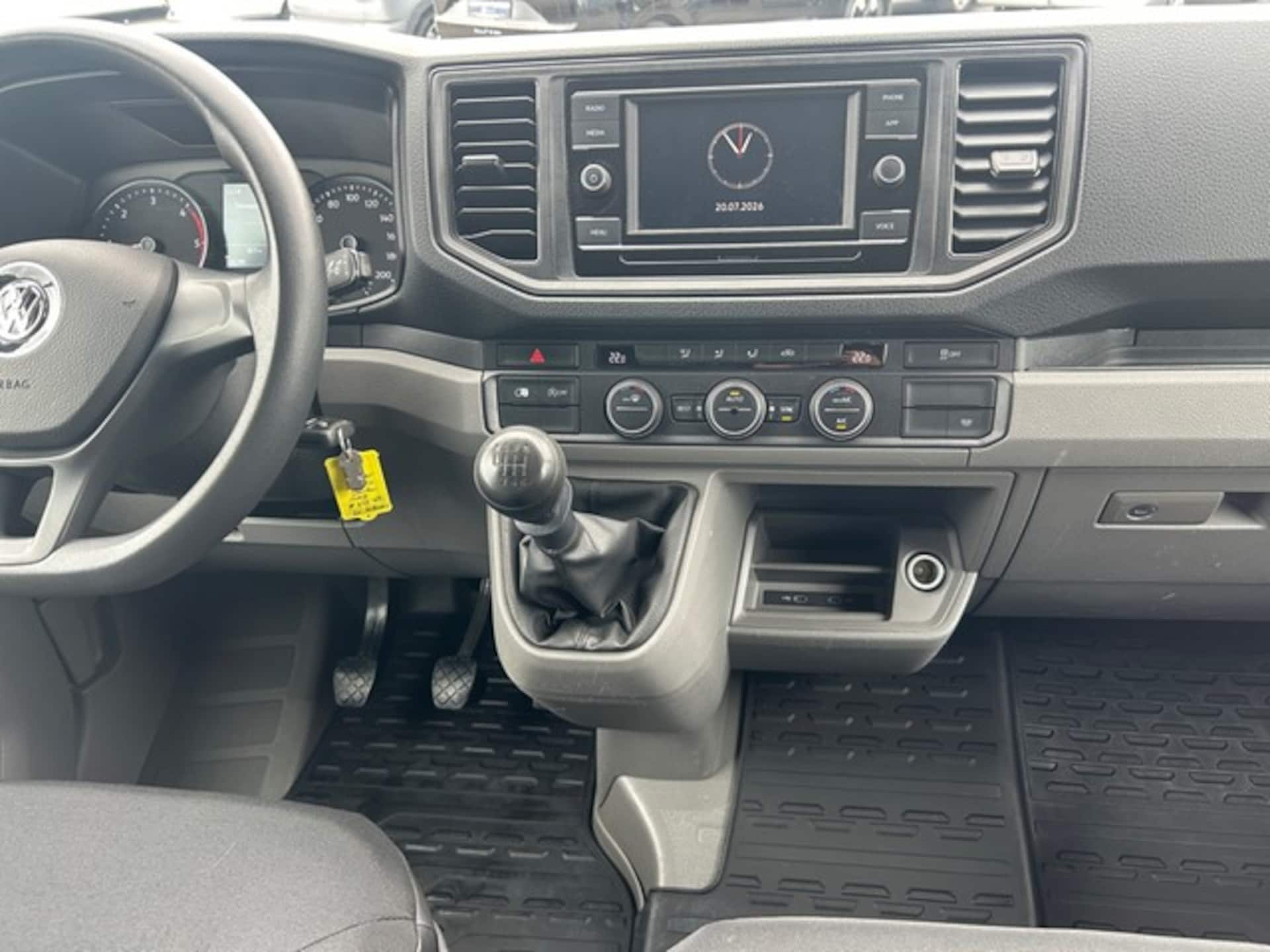 Volkswagen Crafter Kasten mittlerer Radstand