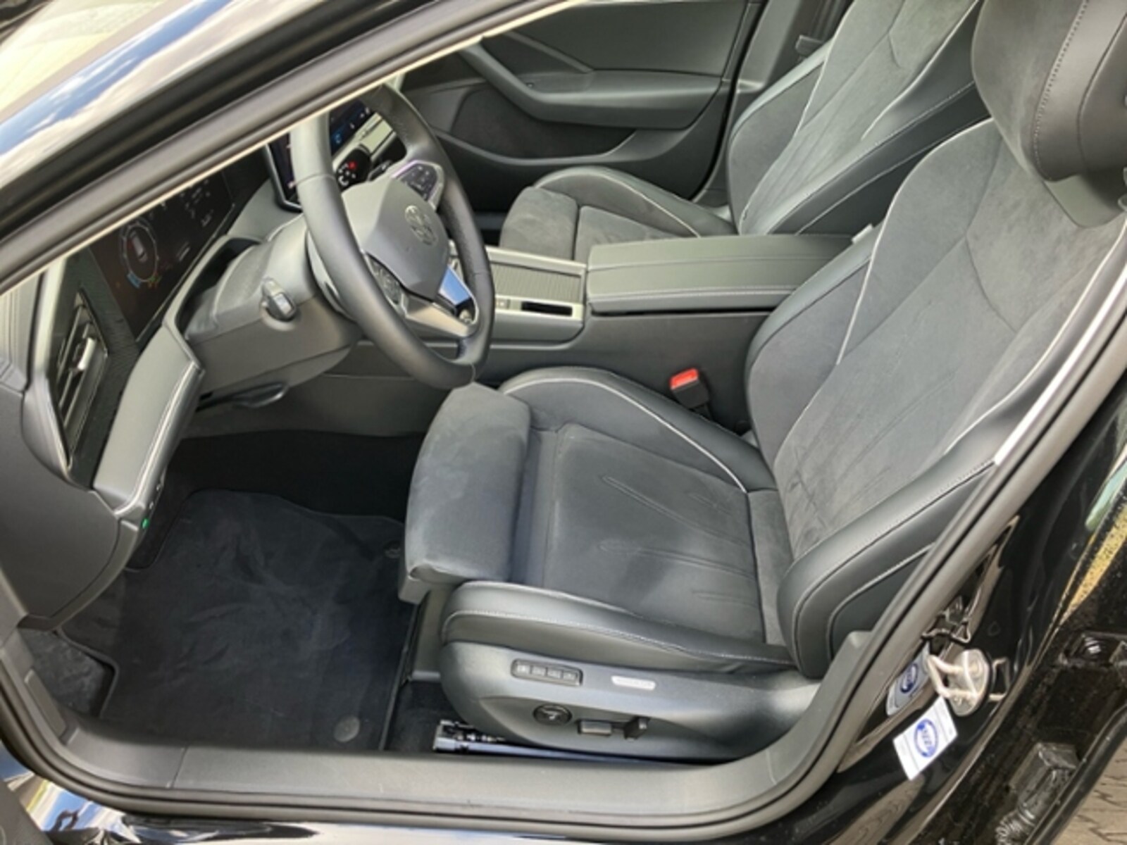 Volkswagen Passat – Bild 10