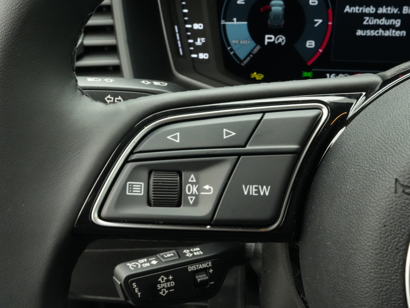 Bild über Audi A1 Sportback S line 35 TFSI S tronic - für weitere Informationen kontaktieren Sie den Audi Partner