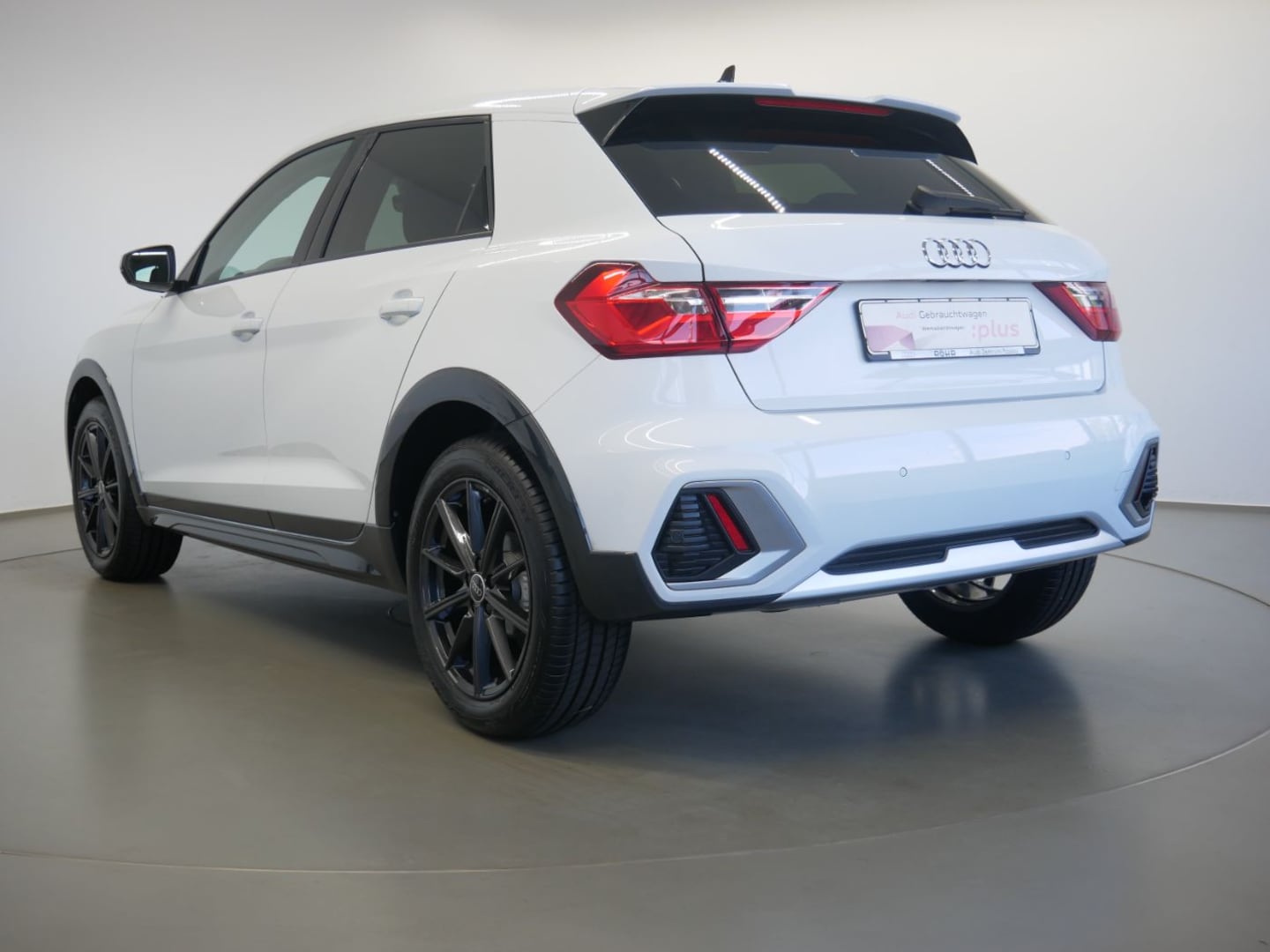 Bild über Audi A1 allstreet 30 TFSI Schaltgetriebe - für weitere Informationen kontaktieren Sie den Audi Partner