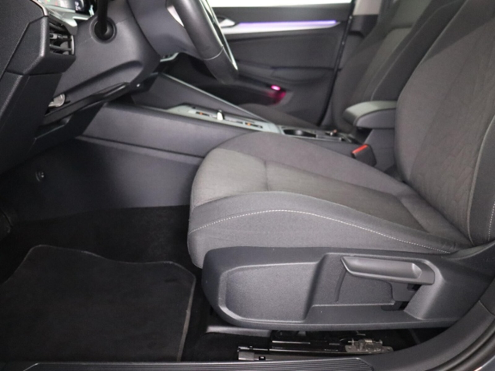 Volkswagen Golf Variant – Bild 8