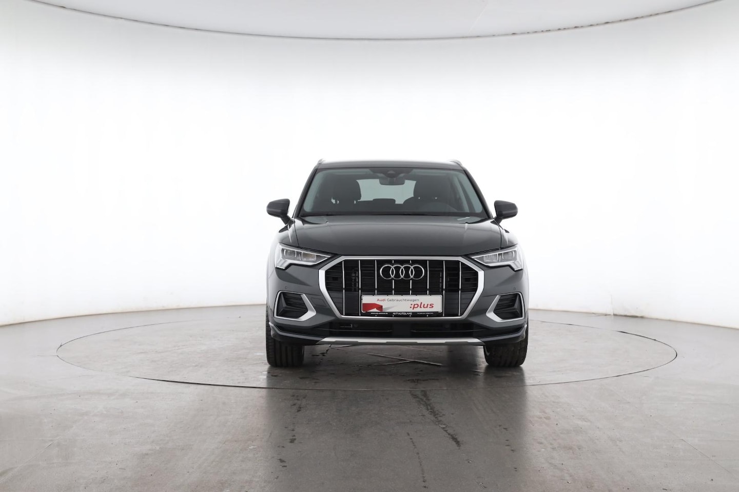 Bild über Audi Q3 TFSI 110 kW S tronic - für weitere Informationen kontaktieren Sie den Audi Partner