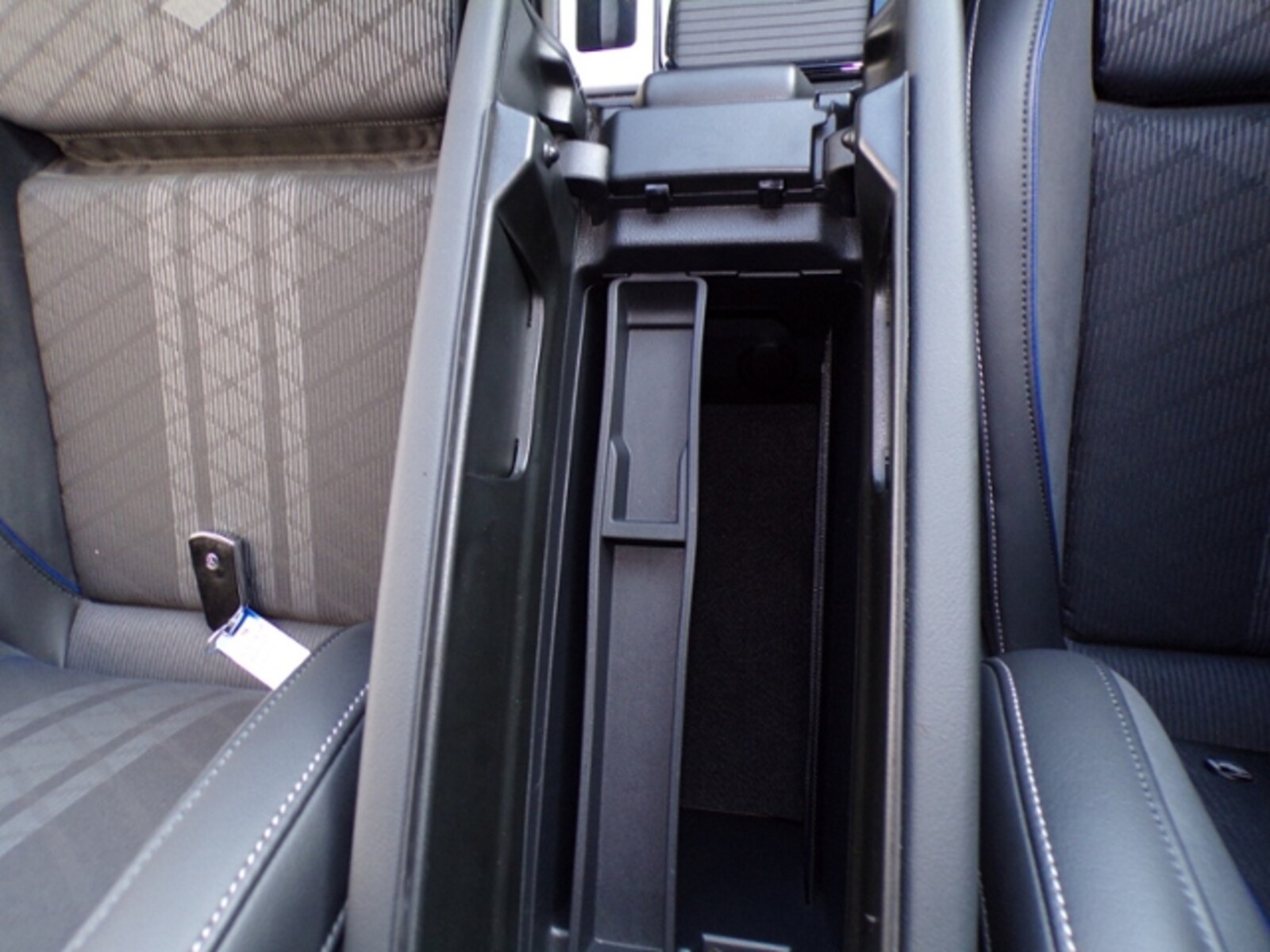 Volkswagen Passat – Bild 16