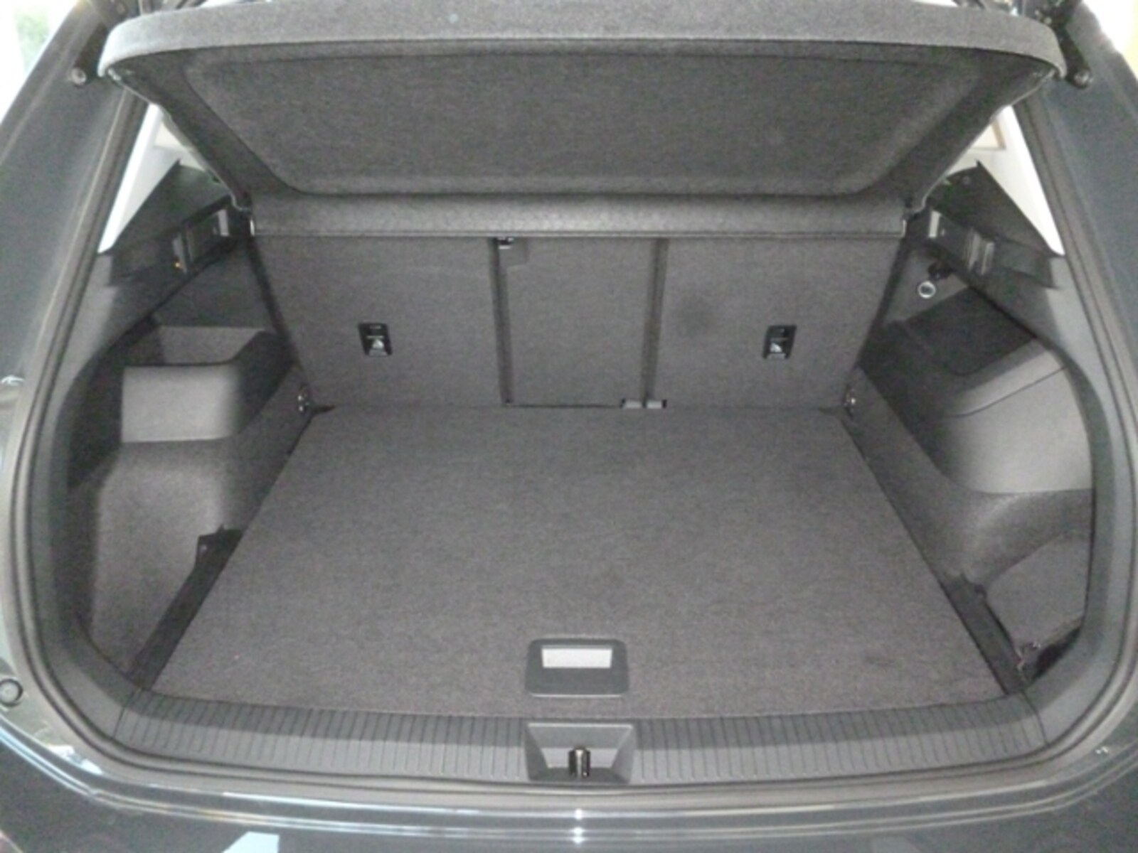 Volkswagen Tiguan – Bild 13