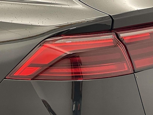 2025 Audi Q8 Premium - Photo 16
