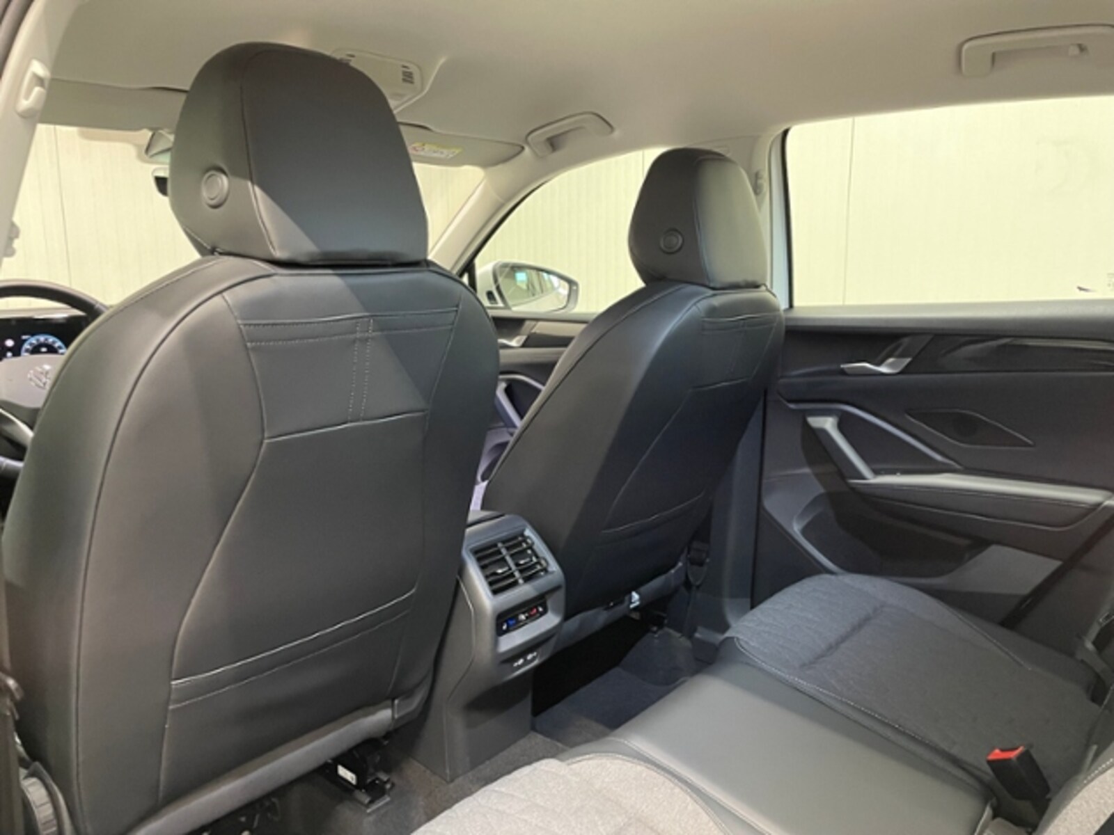 Volkswagen Tiguan – Bild 21