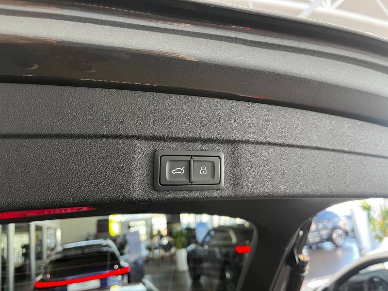Image about Audi A6 Avant e-hybrid S line e-hybrid quattro 299 chS tronic