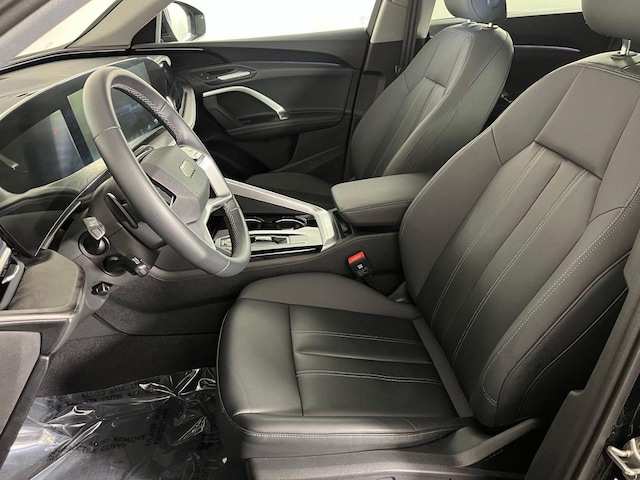 2025 Audi Q5 Premium - Photo 12