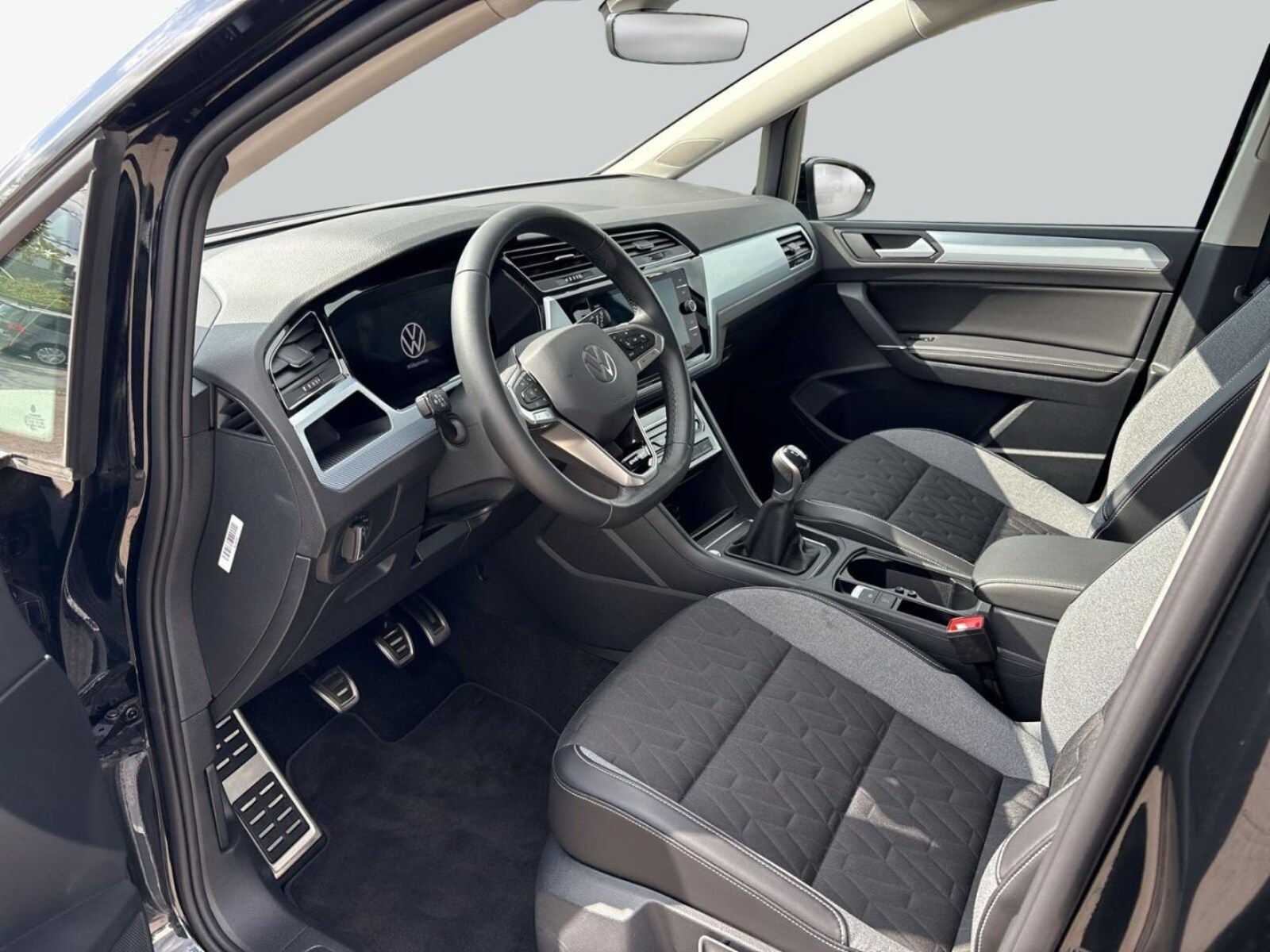 Volkswagen Touran – Bild 9