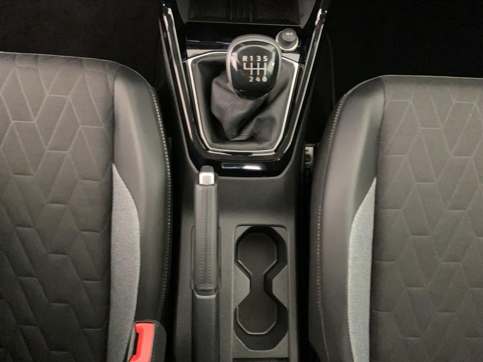 Volkswagen T-Cross – Bild 13