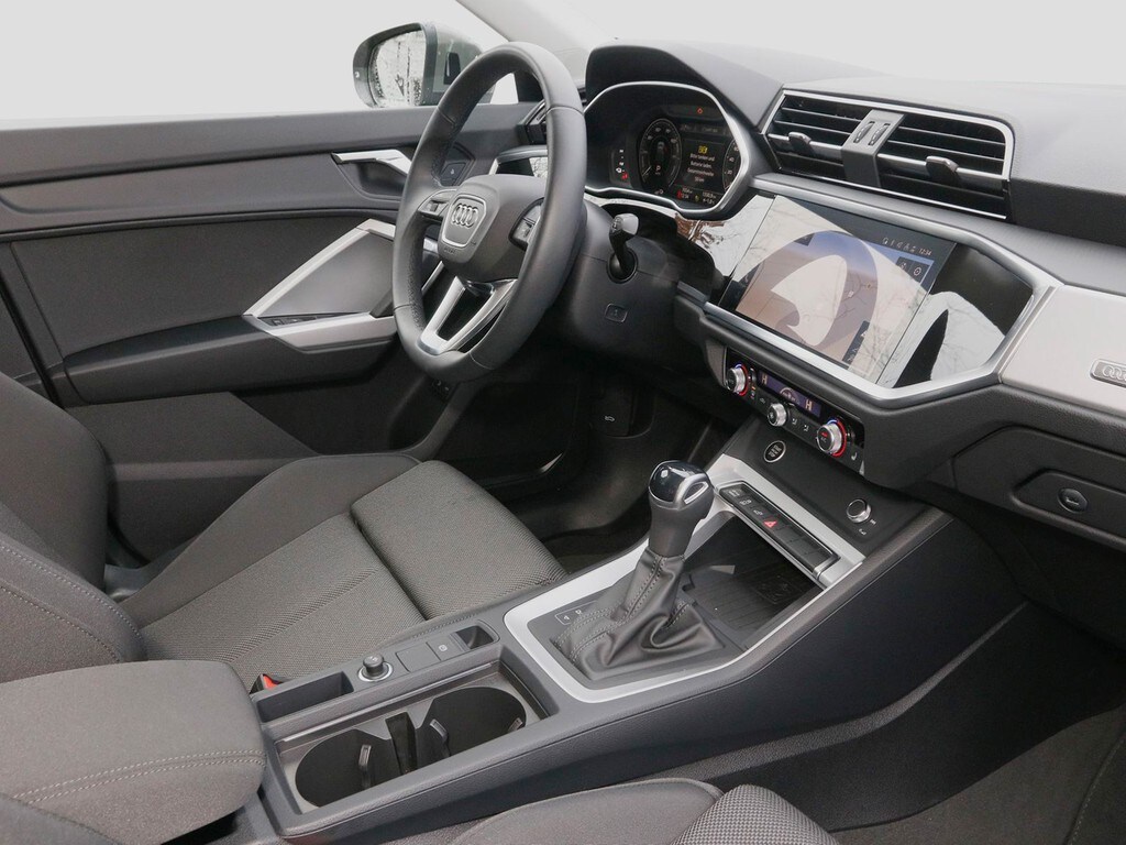Image about Audi Q3 Sportback TFSI e S line 45 TFSI e S tronic