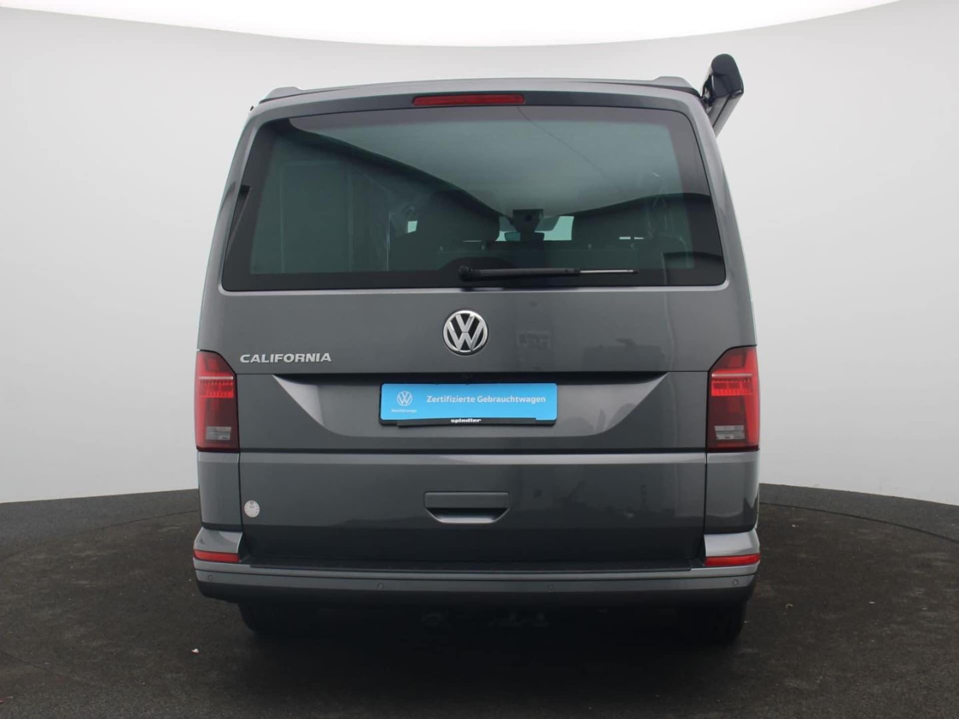 Volkswagen T6.1 California Ocean