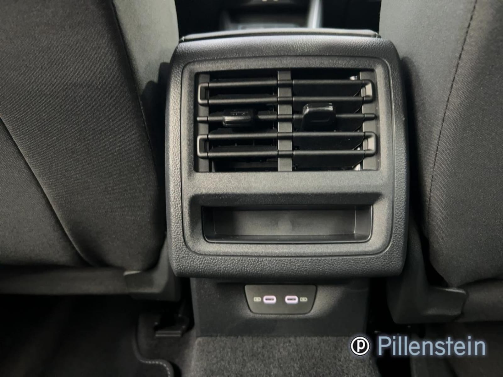 Volkswagen Golf Variant – Bild 12