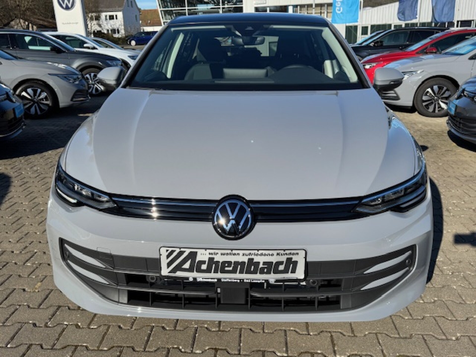 Volkswagen Golf Life