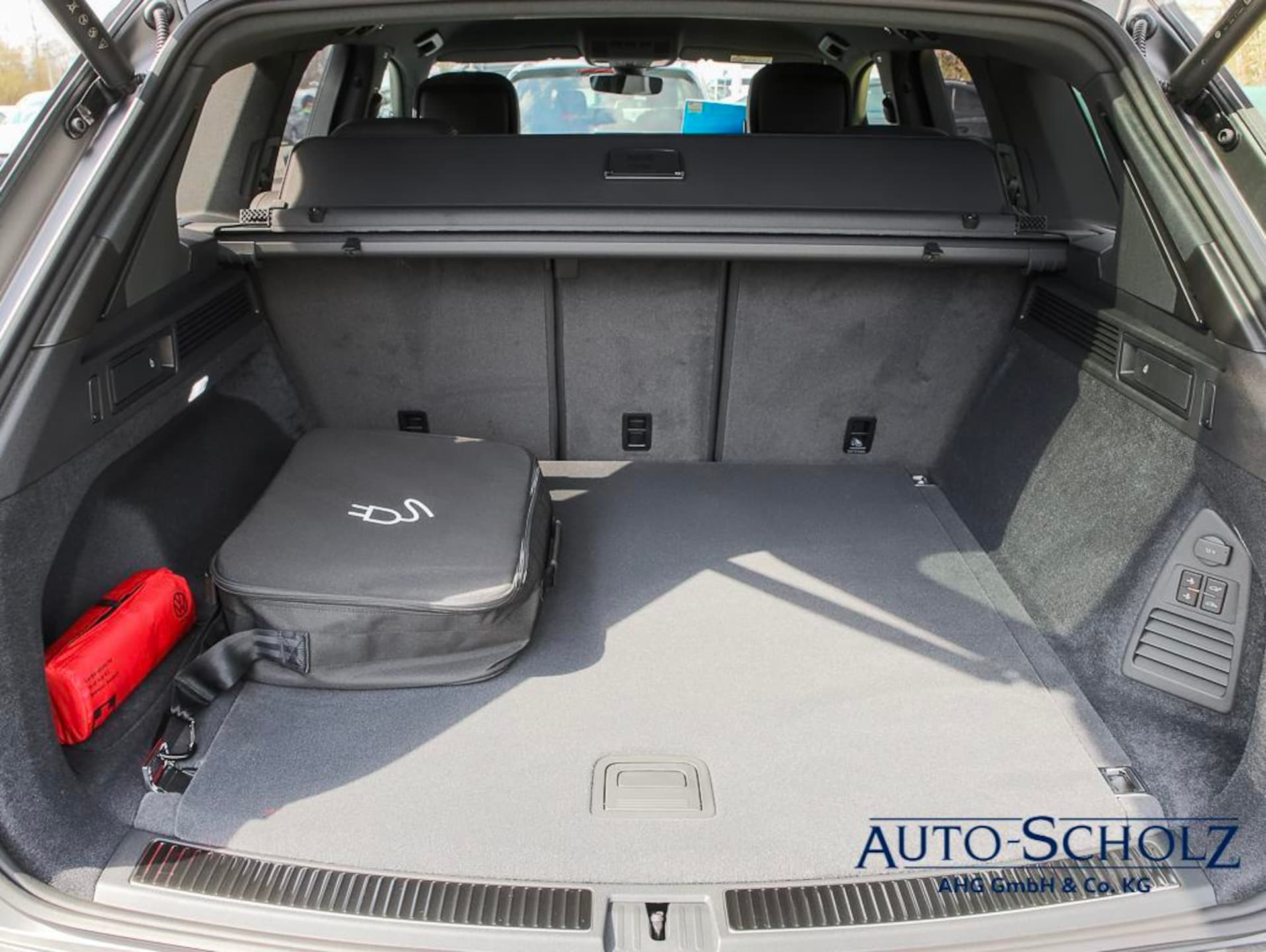 Volkswagen Touareg R