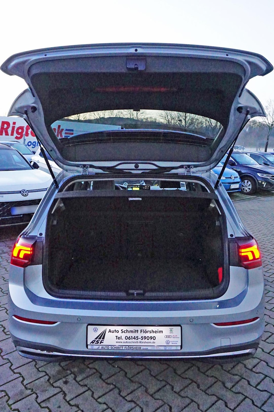 Volkswagen Golf Style