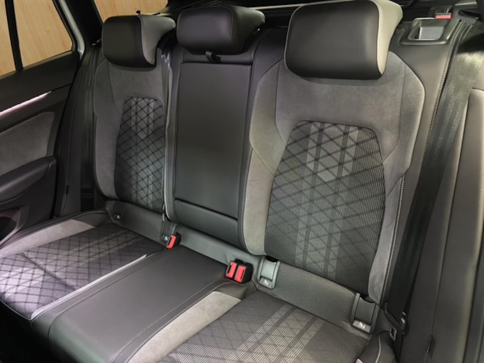 Volkswagen Golf Variant – Bild 13